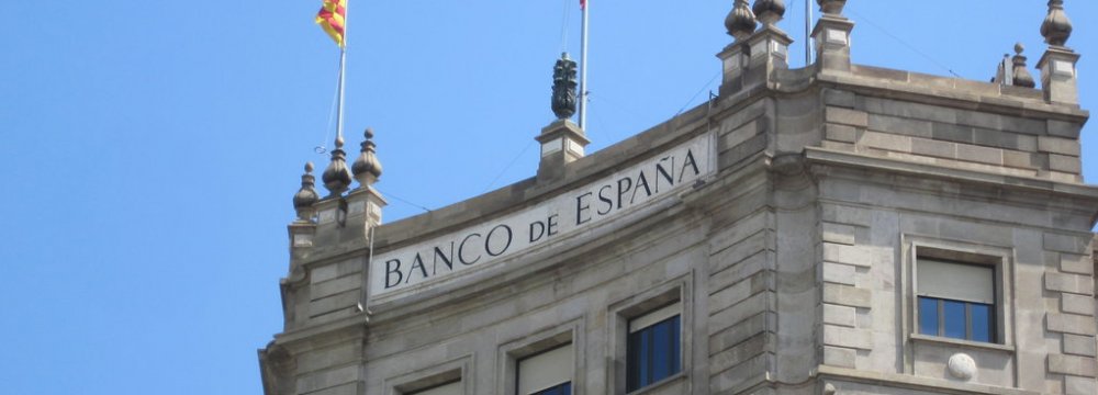 Spain Public  Debt Rises 