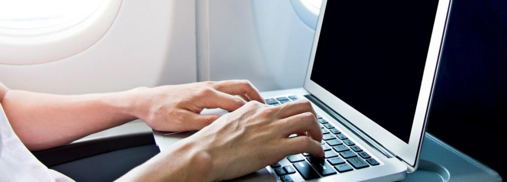 US Laptop Ban Could Cost Economy