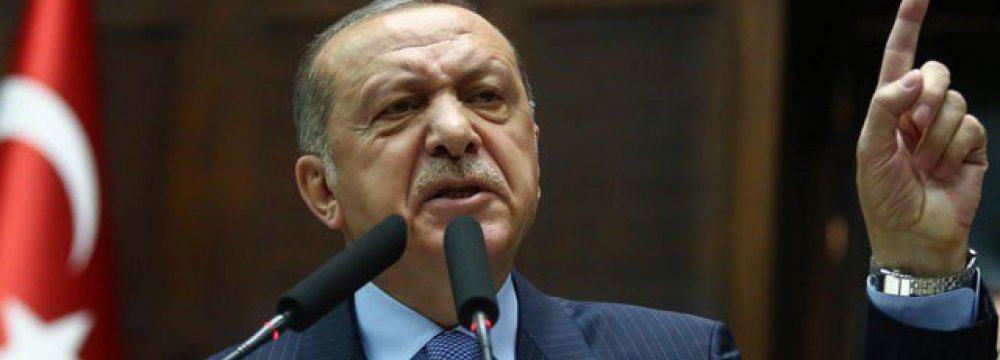 Erdogan Denies Turkey in Economic Crisis