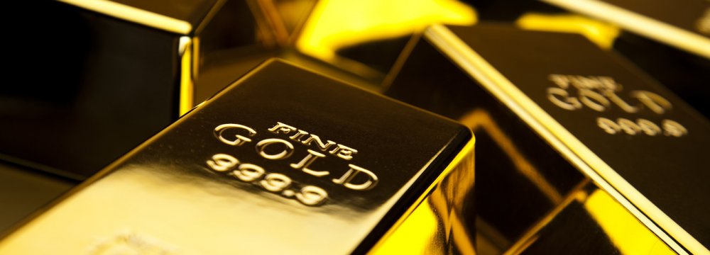 Gold Soars to Highest One-Year Gain Since 2010