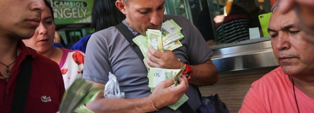 IMF Forecasts 1 Million Percent Inflation in Venezuela