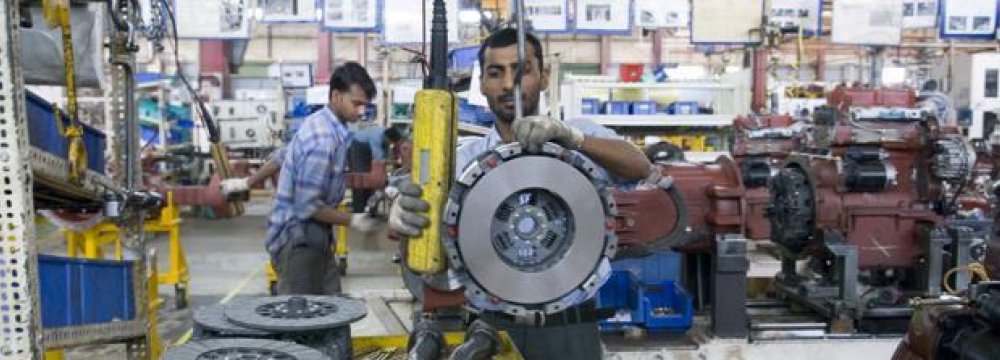 India’s IIP Expands by 2.7%