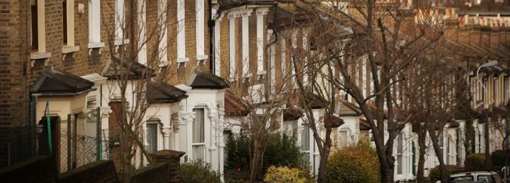 UK Mortgage Lending Up 6.4%