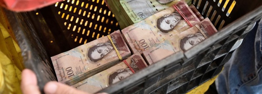 Venezuela Warns Businesses Not to Halt Payments 