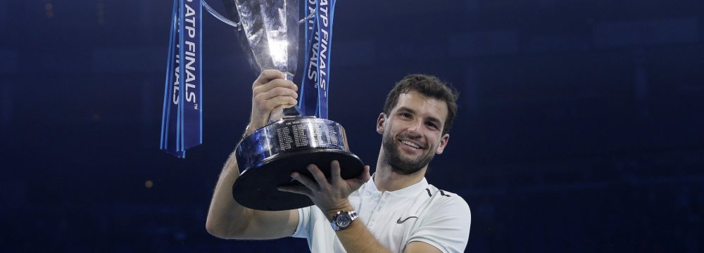 Grigor Dimitrov with the ATP Finals trophy