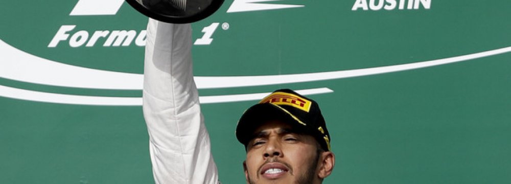 Hamilton in Hunt for 4th F1 Title