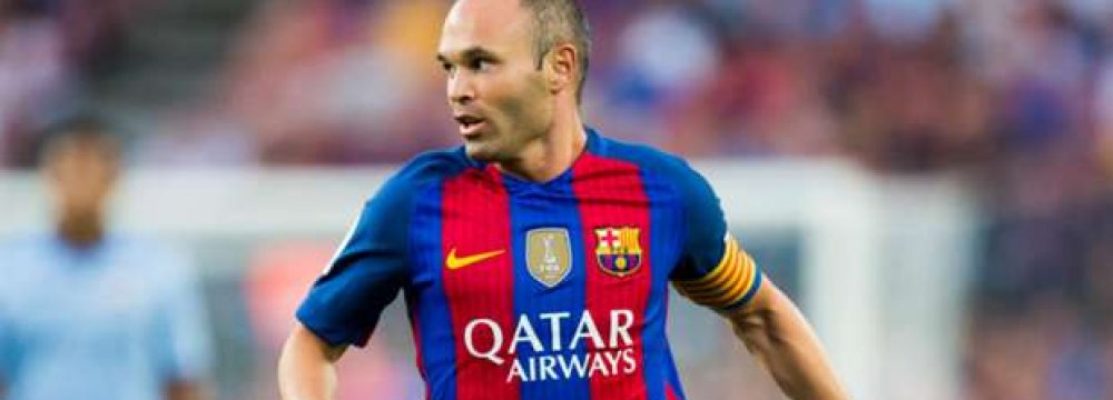 Iniesta in Lifetime Deal With FC Barca