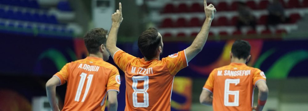 Morteza Ezzati scored the first goal for Mes Sungun.