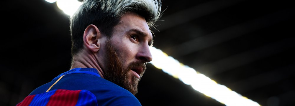 Messi Sets Conditional No-Fee Barcelona Exit