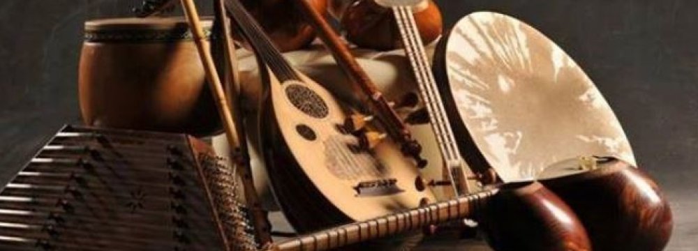 The program is confined to Iranian traditional music.