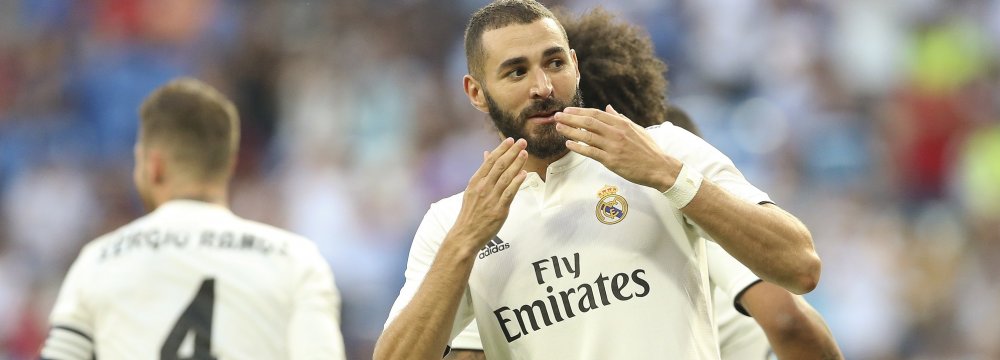 Benzema, Bale Help Real Down AC Milan in Friendly
