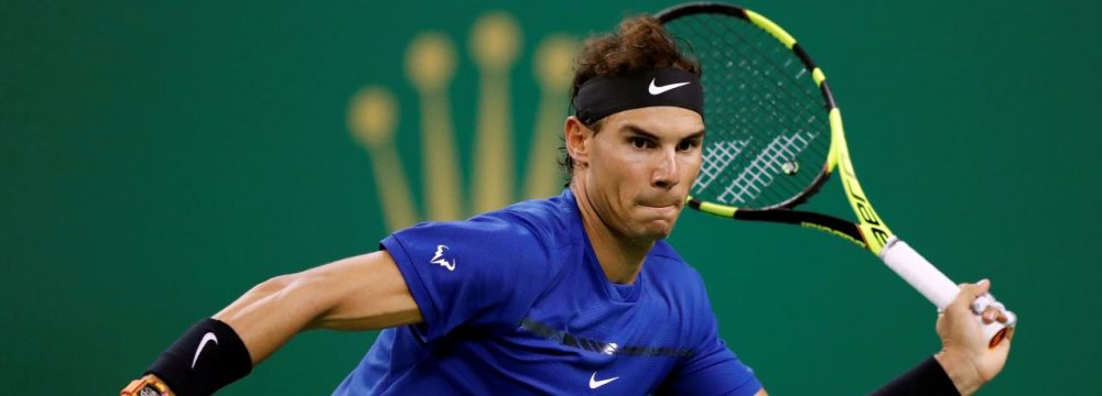 Nadal, Federer Ease Through in Shanghai