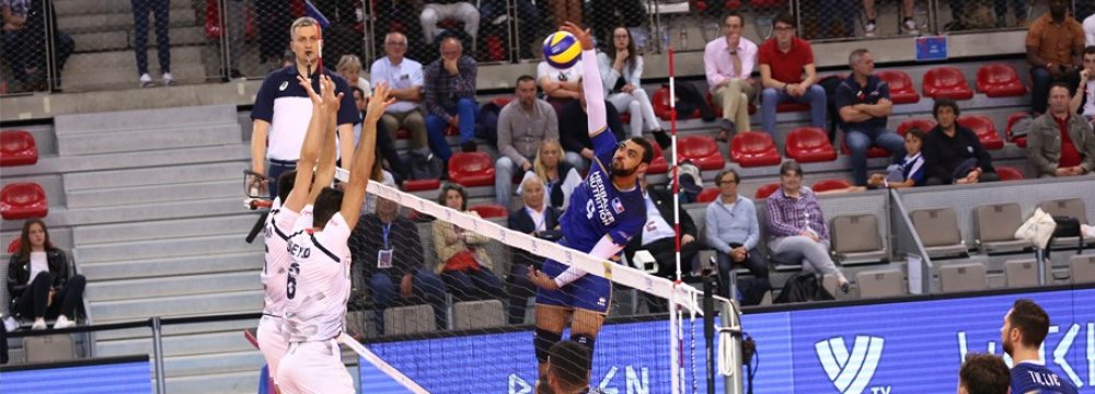 France led Iran 3-1 in their head-to-head record at world-level events coming into this match.