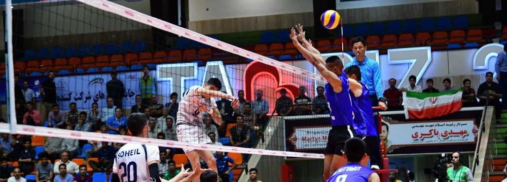 Young Volleyball Players Start With Victory in Tabriz