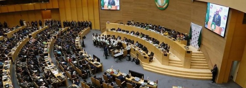 AU Summit  Slams Trump 