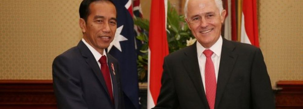 Malcolm Turnbull (R) and Joko Widodo meet in Sydney, Australia, on Feb. 26.