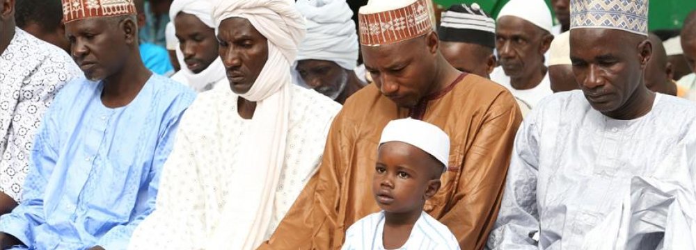 Muslim Africans during prayers  in a mosque (File Photo)