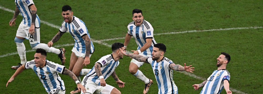 Argentina Beat France on Penalties to Win World Cup