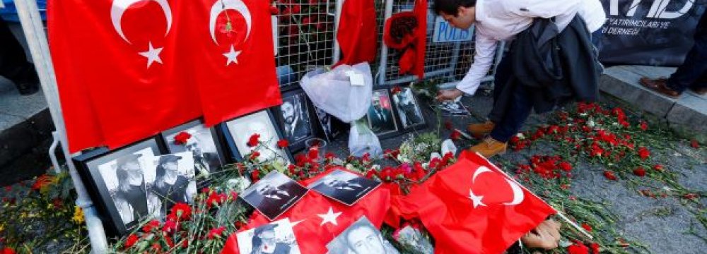 Istanbul Gunman Possibly Trained in Syria