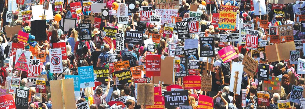 Massive Anti-Trump Protests in Britain 