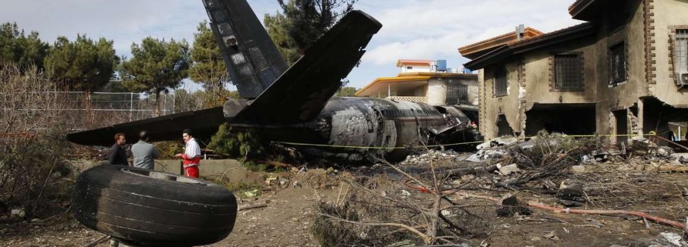 15 Killed in Cargo Plane Crash in Iran  