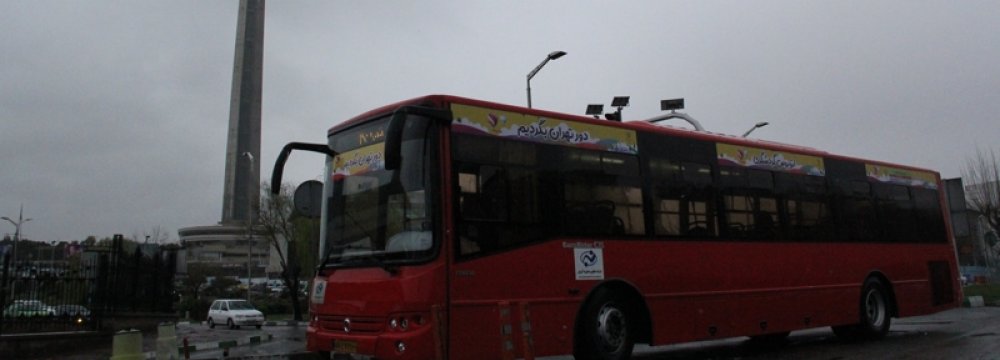 Tehran Bus Tours Become a Permanent Fixture 