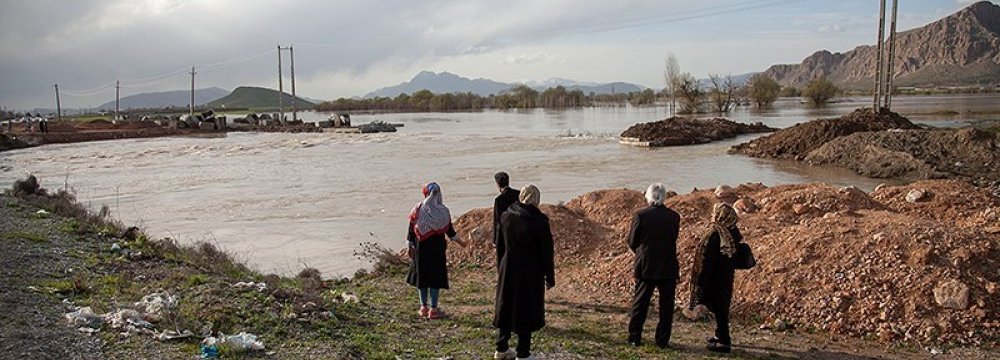 Flooding Kills 2 in Northwest