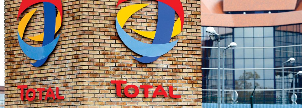 From Mideast to Argentina, Total Bets on Cheap Oil, Gas