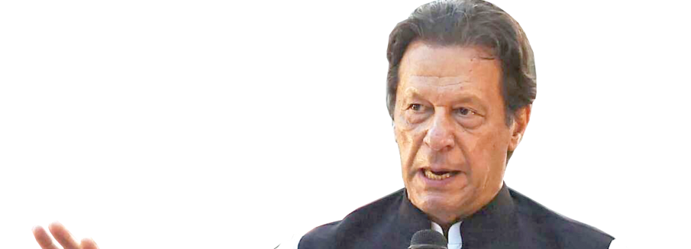 ‘Don’t Have a Problem With  Army Chief,’ Imran Khan Says