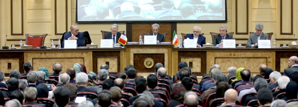 The Iran-France business forum was held at Iran Chamber of Commerce, Industries, Mines and Agriculture’s Tehran headquarters on Jan. 31.
