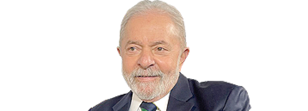 Lula Leads Pre-Election Poll: Survey