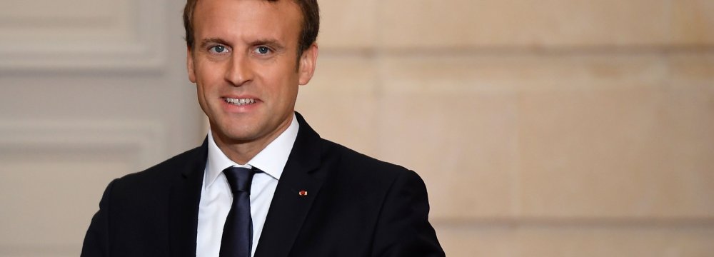 Macron Faces &#039;Hot&#039; Autumn as Labor Reform Talks Enter Last Leg