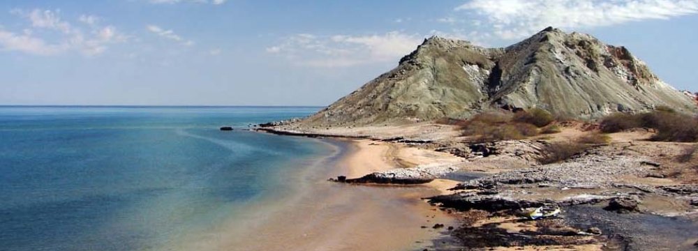 Four Tourist Projects in Hormozgan