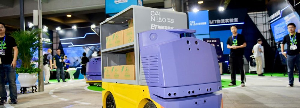 Alibaba Launches Delivery Robot