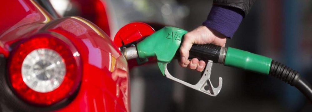 Officials Discuss Gasoline Quality 