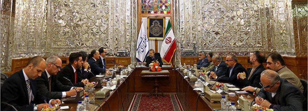 Tehran, Lisbon Favor Broader Cooperation