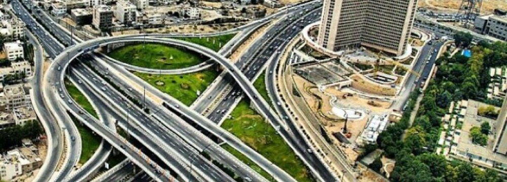 800-1,000 Km of Highways Built Annually