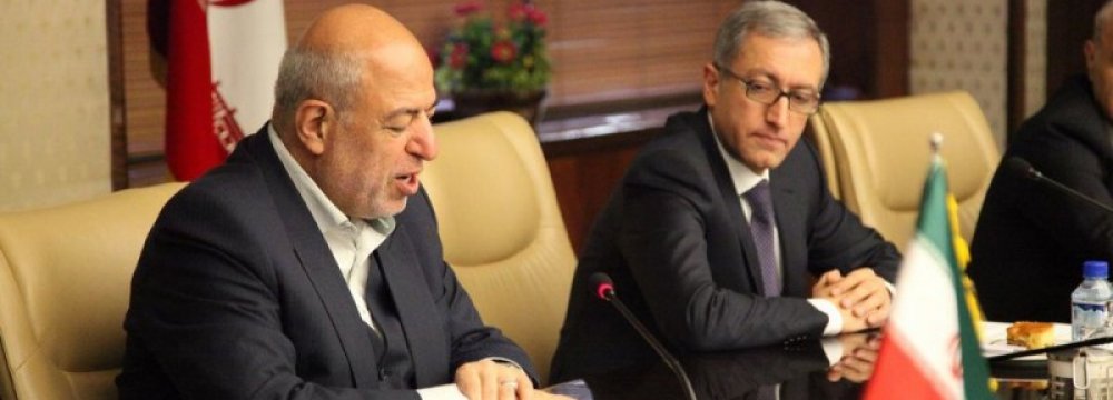  Iran’s Energy Minister Hamid Chitchian (L) and Armenian Minister of Energy Infrastructure and Natural Resources Ashot Manukyan co-chaired the 14th session of Iran-Armenia Economic Commission in Tehran this week.