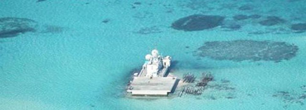 China Operates Lighthouse in South China Sea