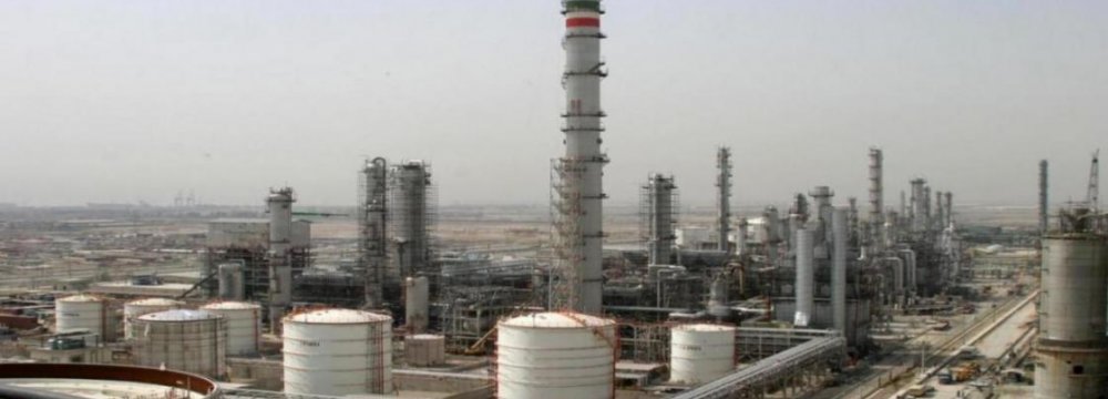 European Firm Close to €7 Billion Petrochem Deal