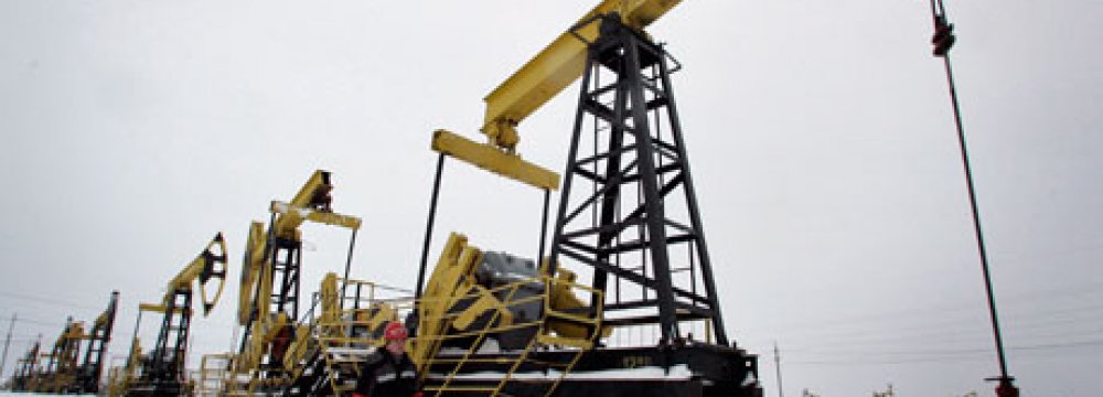 Indian Firms, Rosneft Sign Energy Deals