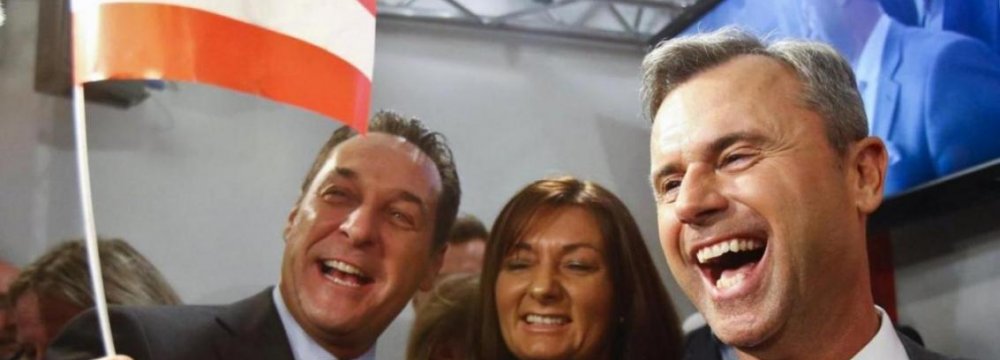 Austrian Far-Right Party Sweeps 1st Round