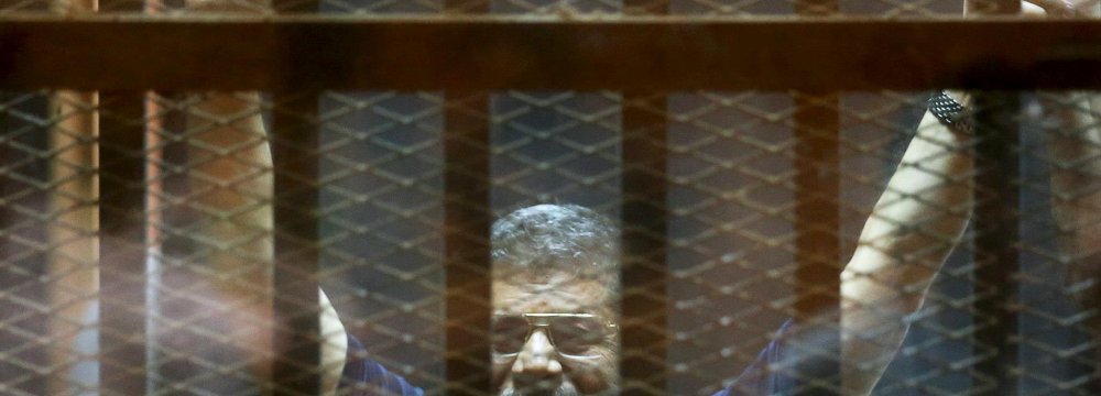 Court Overturns Life Sentence Against Mursi