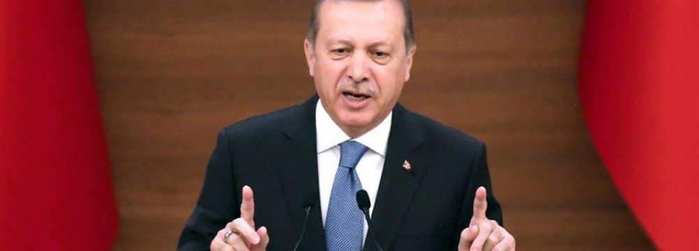 EU Lawmakers Urge Suspension of Turkey Membership Talks