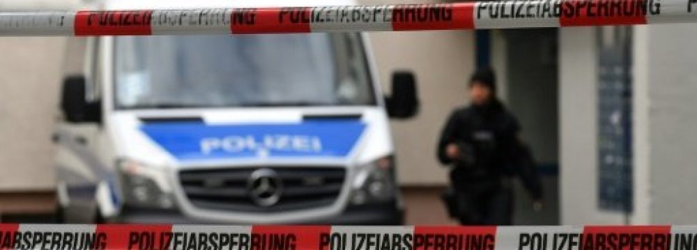 German Police Raid Militants
