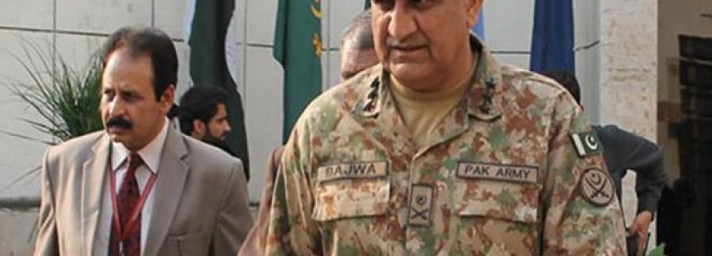 Pakistan PM Sharif Names New Army Chief
