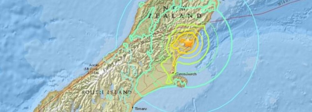 Tsunami Hits Central New Zealand After Quakes