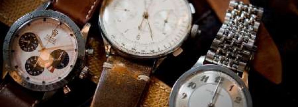 Counterfeit Watches in Plenty