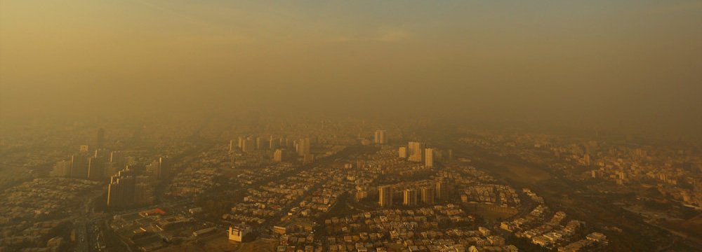 Five major cities, namely Tehran, Arak, Isfahan, Karaj and Qazvin, have all been experiencing severely polluted air in the past few days.