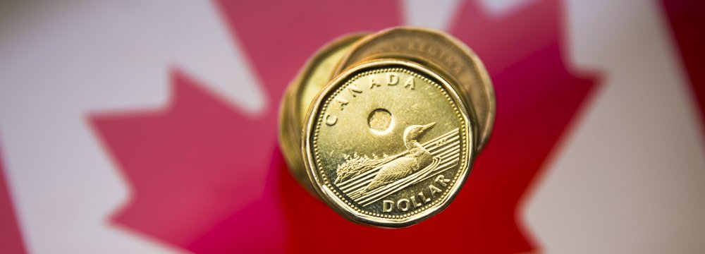 Canada Struggling to Save Loonie